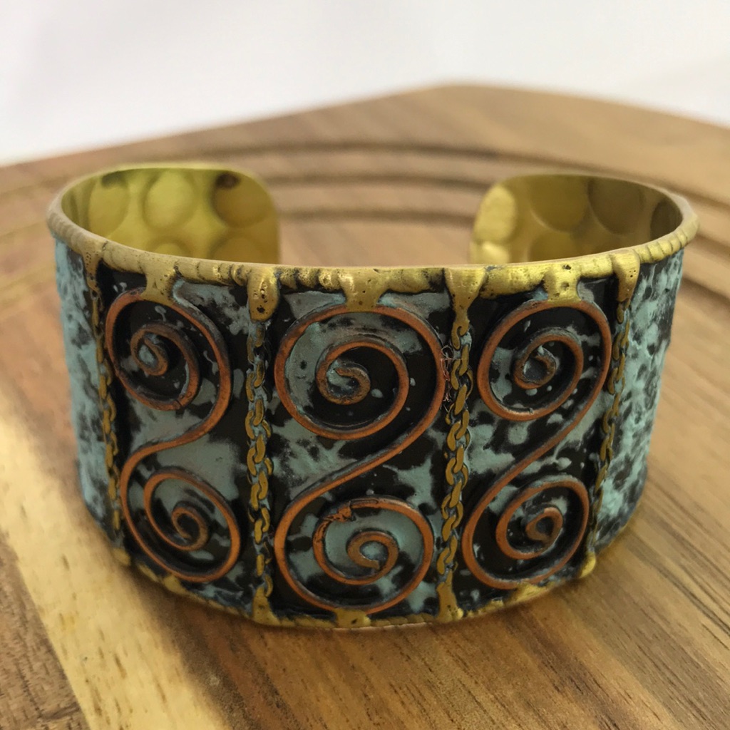 Beautiful Artisan Patina Finish Cuff Bracelet 15 37$